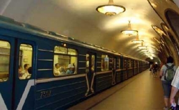 Metro stansiyası gediş-gəlişə bağlanır