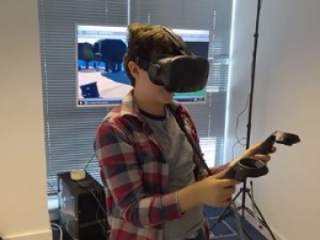 “Microsoft” autizmə tutulan uşaqlara kömək üçün virtual reallıqdan istifadə edir