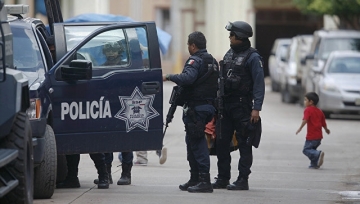 Meksika polisi 22 nəfəri qanunsuz edam etdi