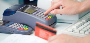 Kredit kartı olanlar bu xəbəri mütləq izləsin! (VİDEO)