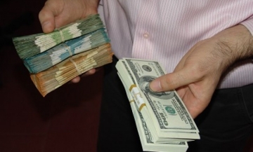 `Qara bazar` dolları banklardan ucuz satır