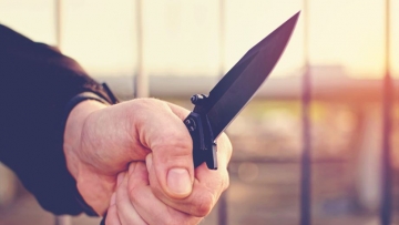 Keçmiş polis xəstəxanaya hücum edib xəstəni bıçaqladı - AZƏRBAYCANDA