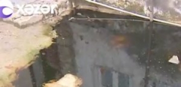 Bakıda 10-dan artıq evin altından neft çıxır - VİDEO