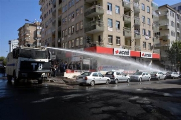 Türkiyədə etiraz aksiyası zamanı 25 nəfər saxlanılıb
