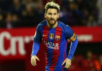 Messi `Barselona` üçün 500-cü qolu vurdu