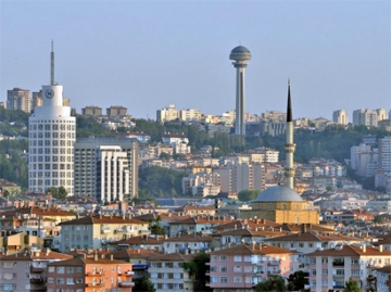 Türkiyədə 6000-ə yaxın işçi qovuldu, bir sıra qurumlar bağlandı (SİYAHI)