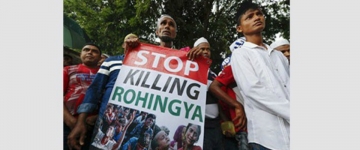  Myanmar səfirliyi önündə etiraz aksiyası: Qətliamı dayandırın 