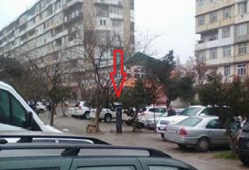Bakıda yaşayış binalarının həyətinə də parkomat yerləşdirildi - FOTO