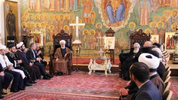 İranın nüfuzlu azərbaycanlı din alimi Gürcüstan Patriarxı ilə görüşdü - FOTO