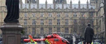 Britaniya parlamentinə hücum: bir nəfər ölüb, yaralılar var - VIDEO 