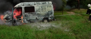 Cəlilabadda mikroavtobus aşaraq yanıb, biri uşaq olmaqla səkkiz nəfər yanıq xəsarətləri alıb - YENİLƏNİB - SİYAHI