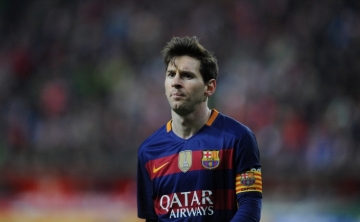 Messi dünyada həftəyə bir milyon funt qazanan ilk futbolçu olacaq