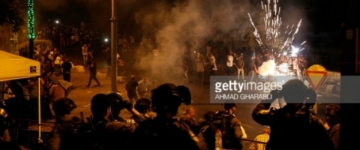  İsrail rejiminin polisi namaz qılan fələstinlilərə sərt müdaxilə etdi - FOTO