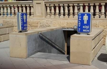  Bakının ayaqyolu problemi - Turistlər ictimai tualetlərin azlığından narazıdır