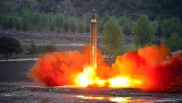 Şimali Koreyanın buraxdığı raket Yaponiya üzərindən uçaraq Sakit okeana düşüb 