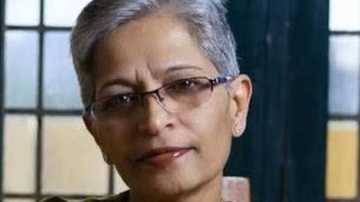 Hindu millətçilərini tənqid edən jurnalist Gauri Lankesh qətlə yetirilib