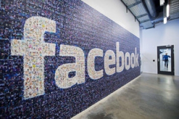 ABŞ-da istifadəçilər “Facebook”u məhkəməyə verib