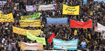 İranda ABŞ əleyhinə genişmiqyaslı aksiya - FOTOLAR