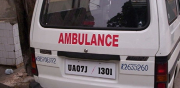 Hindistanda məktəbliləri daşıyan avtobusu çaya düşüb, 49 nəfər xəsarət alıb