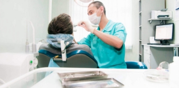 Alimlər diş implantlarının ciddi təhlükəsini müəyyənləşdiriblər