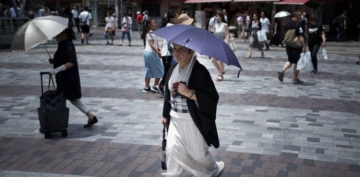 Yaponiyada 70 mindən çox insan günvurmadan xəstəxanalara yerləşdirilib