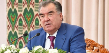 Tacikistan prezidentindən Ramazan ayı ilə bağlı gülməli təklif