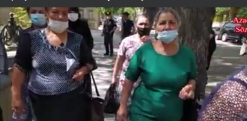 Maaşlarını ala bilməyən fəhlələr Prezident Aparatının qarşısında  etiraz aksiya keçirib - VIDEO
