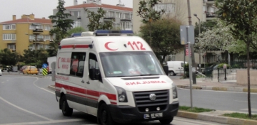 Türkiyədə pirotexnika daşıyan maşın partladı - Ölənlər var