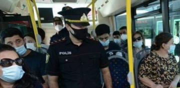 Bakı polisi marşrut avtobuslarında maskalarla bağlı reydlərə keçirir