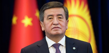 Qırğızıstan Prezidenti istefa verdi