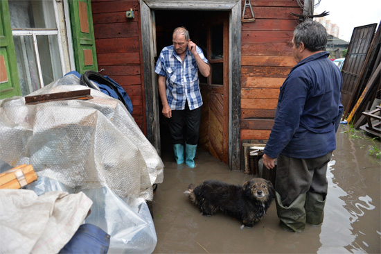 Rusiyada daşqın nəticəsində 4 minə yaxın evi su basıb
