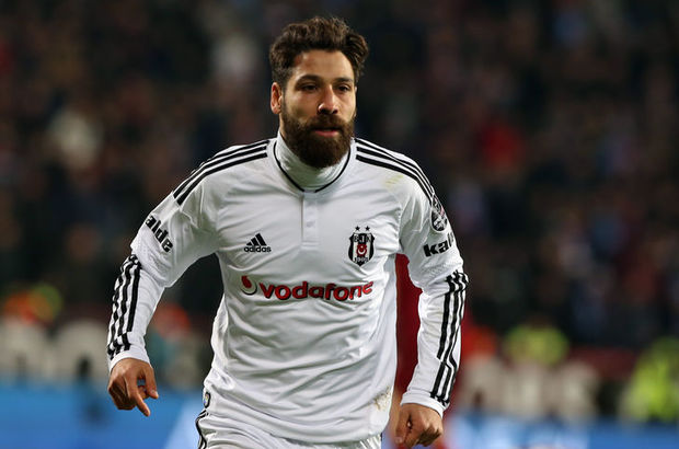 `Trabzonspor` klubu `Beşiktaş`ın futbolçusunu transfer edib