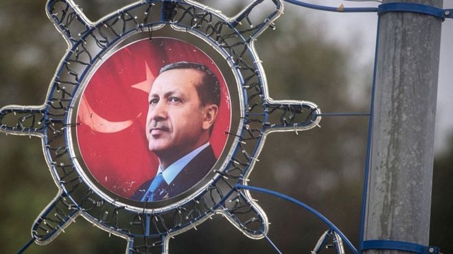 Türkiyə: 4,5 min dövlət işçisi işdən azad olunub