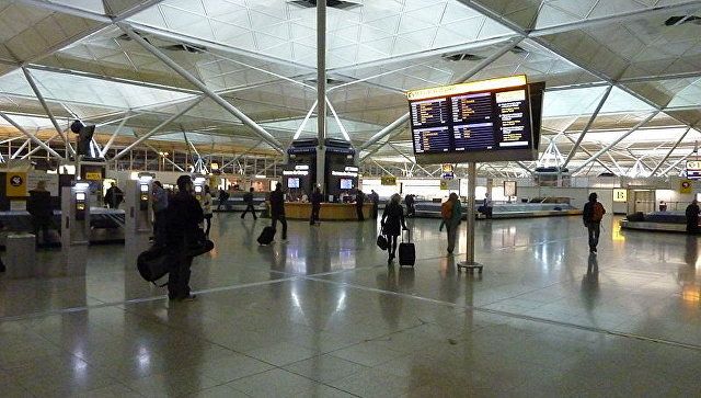 London aeroportunda terror aktı törətməkdə şübhəli bilinən şəxs saxlanılıb