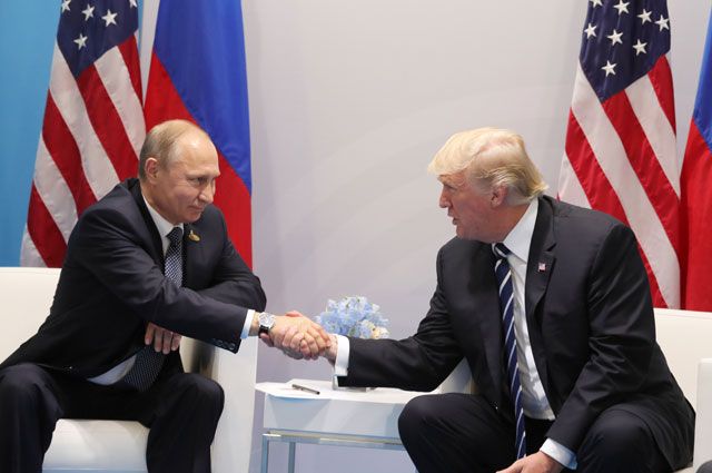 Putin və Tramp bir çox məsələləri müzakirə edib