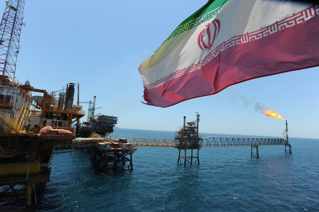 İran neft-qaz hasilatını artırmaq üçün 140 mlrd. dollar investisiya yatıracaq