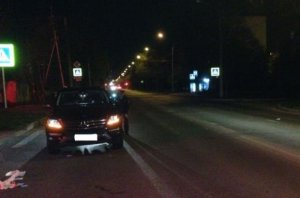 Abşeronda `Mercedes` bacı-qardaşı vurdu
