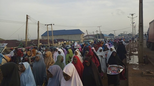 Nigeriyanın bir çox şəhərində Aşura günü yürüşləri keçirildi - FOTO