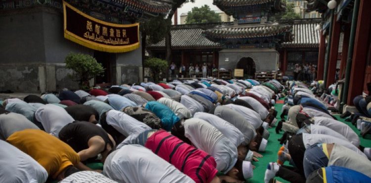 Çində İslam dininə aid simvollar qadağan olunub