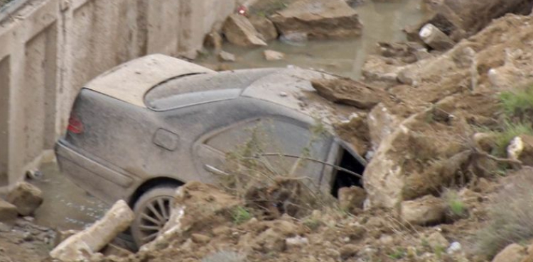 Gürcüstanda torpaq sürüşməsi nəticəsində 5 nəfər ölüb