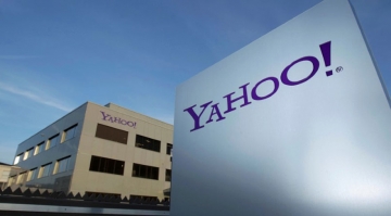 Yahoo milyonlarla emailinizi araşdırıb ABŞ hökumətinə verib