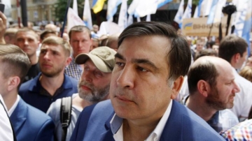 Saakaşvili Poroşenkonun öhdəsindən gəlmək üçün Ukrayna vətəndaşlığını qaytarmaq istəyir