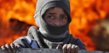 İsrail rejimi fələstinli uşaqları ağır pul cərimələri ilə cəzalandırır