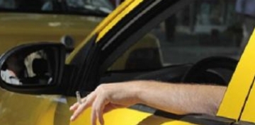 Tbilisidə taksi sürücüləri kütləvi aksiya keçirirlər