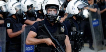 Nazir: ‘Son 4 ildə Türkiyədə 33 minə yaxın polis işdən çıxarılıb’