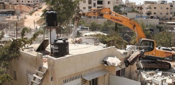Sionistlər işğal olunmuş ərazilərdə fələstinlilərin evini dağıtmağa davam edir