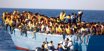 Liviya sahillərində miqrant gəmisi batıb, 74 nəfər ölüb