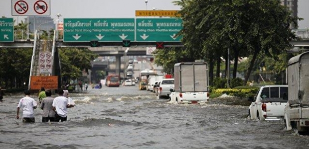 Taylandda 12 nəfər selin qurbanı oldu