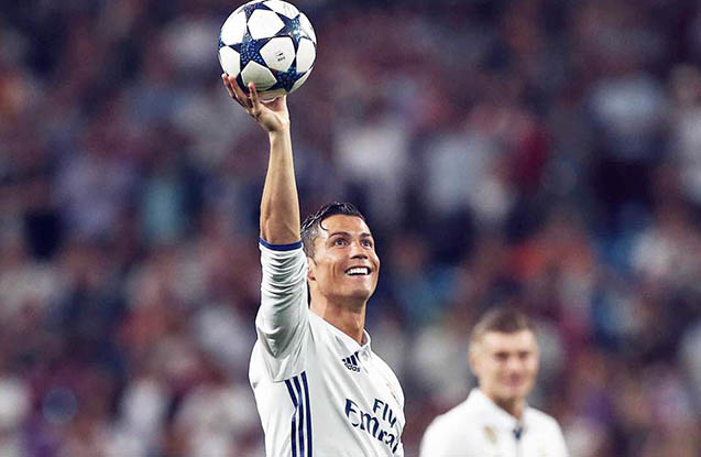 Ronaldo ilin ən yaxşısı seçildi