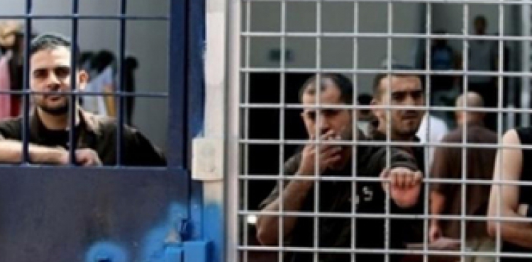İşğalçı İsrail rejimi aclıq aksiyası etdiyi üçün 60 fələstinli məhbusu  karsa salıb 